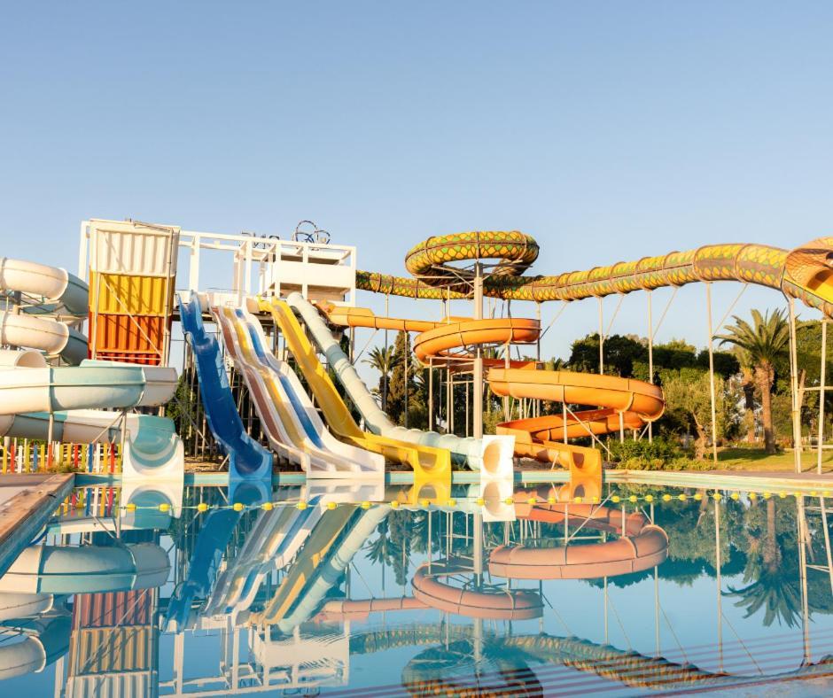 One Resort Aqua Park 모나스티르 외부 사진